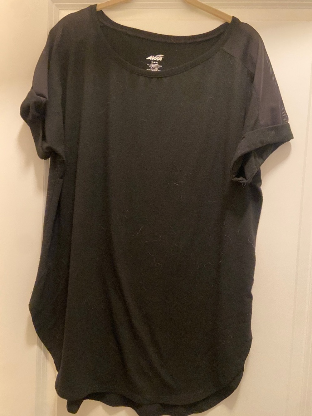 Black Avia active top.